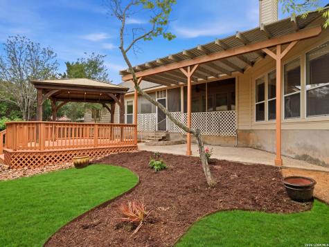 9406 Potters Point Helotes TX 78023