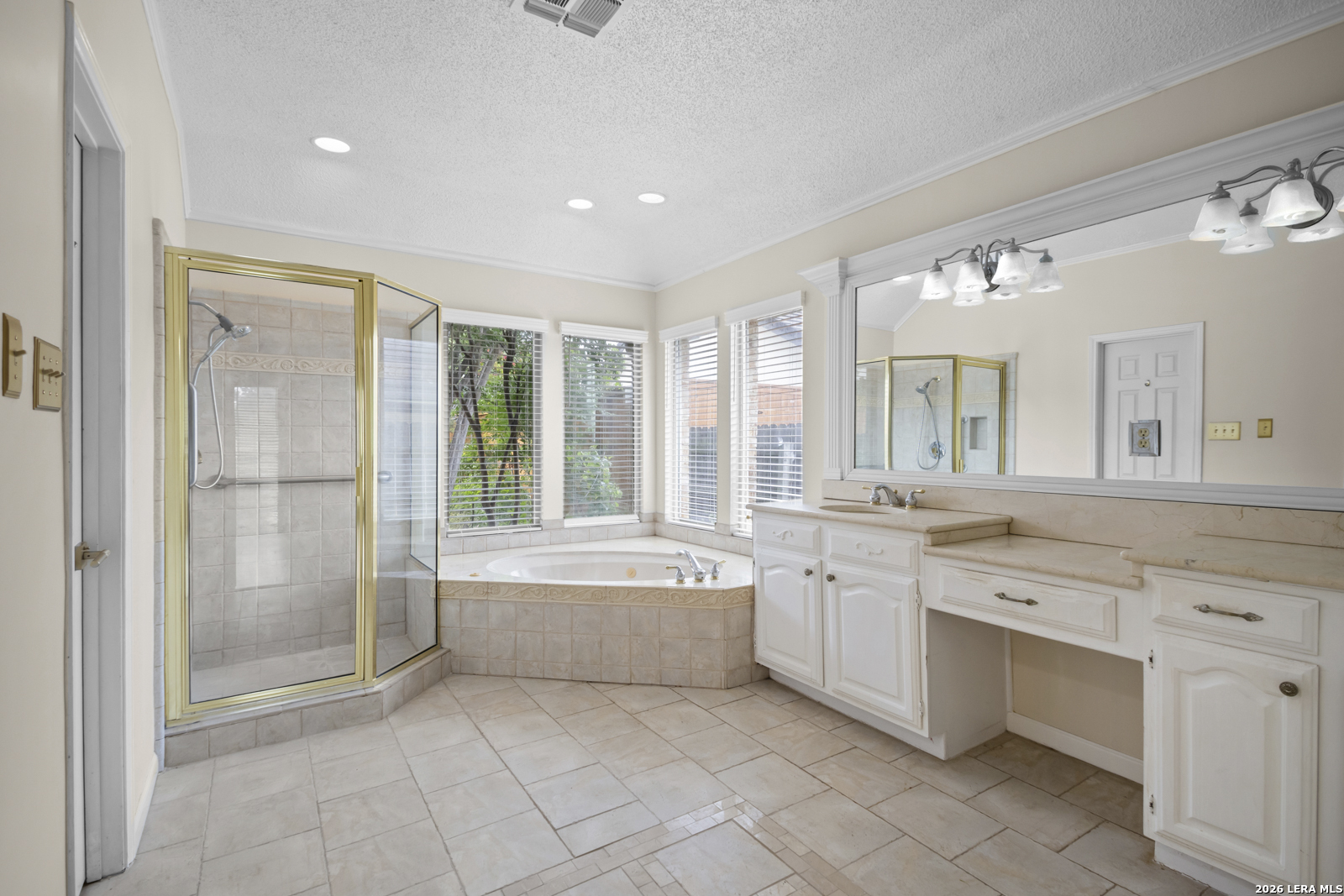 6338 Firestone Parkway San Antonio TX 78244