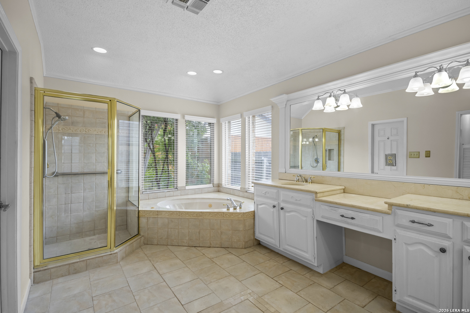 6338 Firestone Parkway San Antonio TX 78244