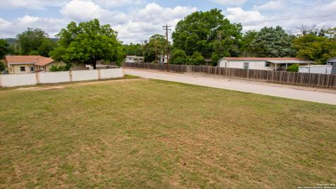 519 Lucille Kerrville TX 78028