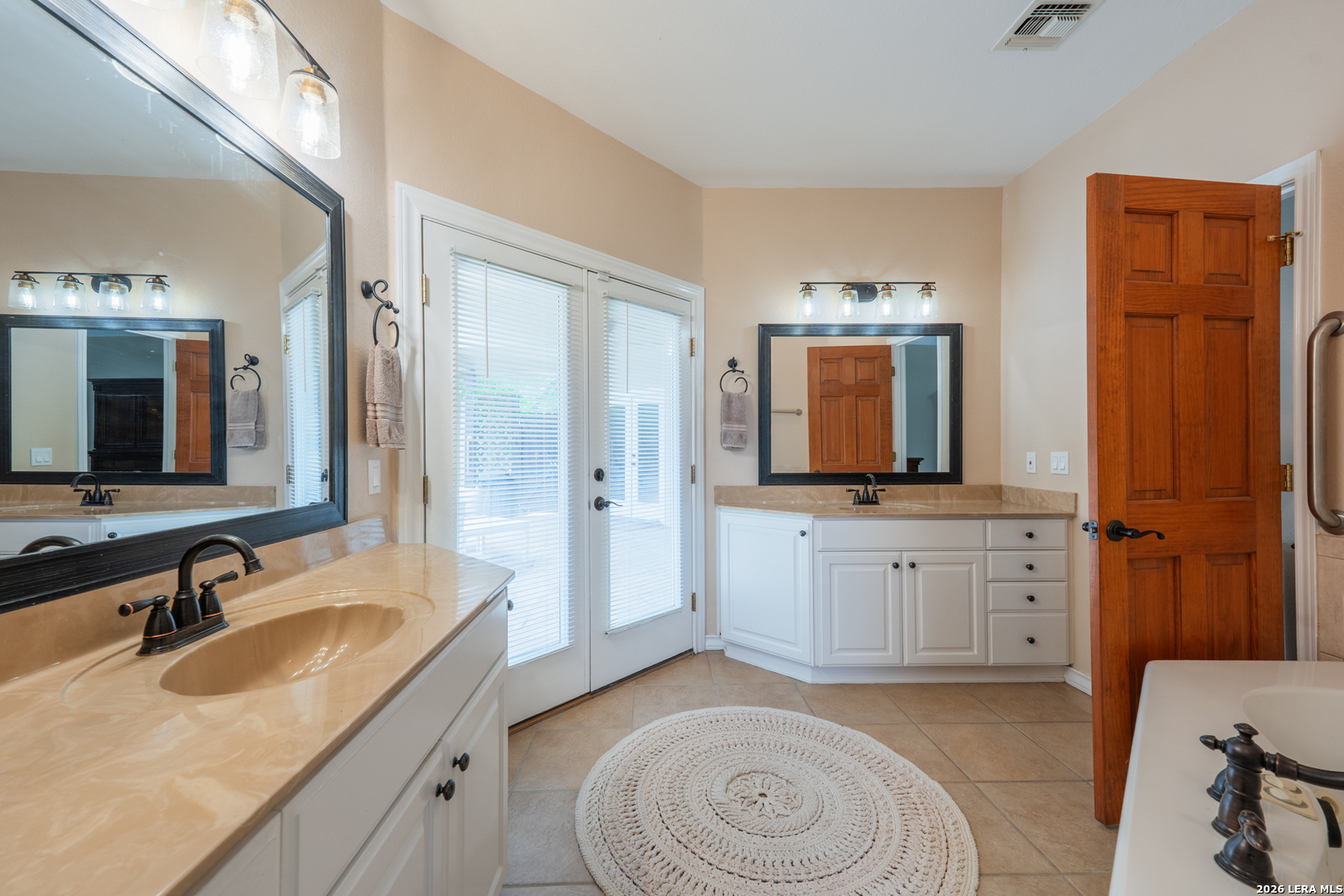 119 Private Road 1738 Mico TX 78056