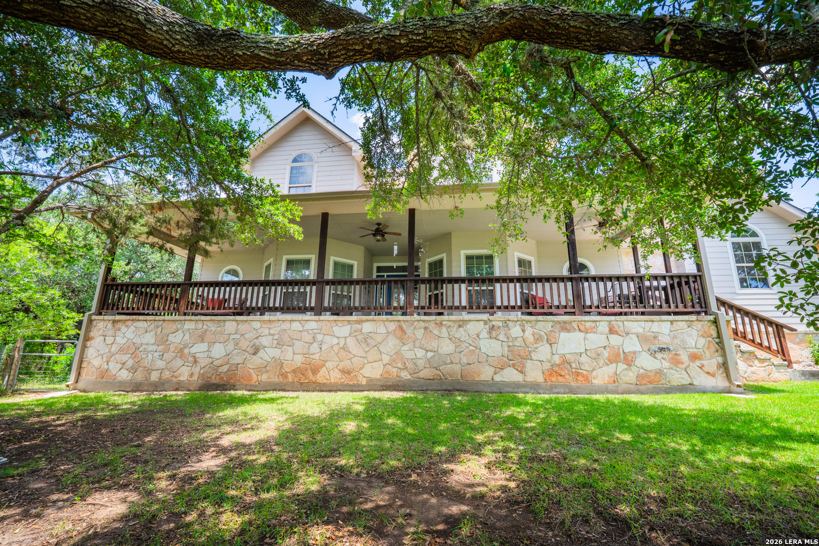 119 Private Road 1738 Mico TX 78056