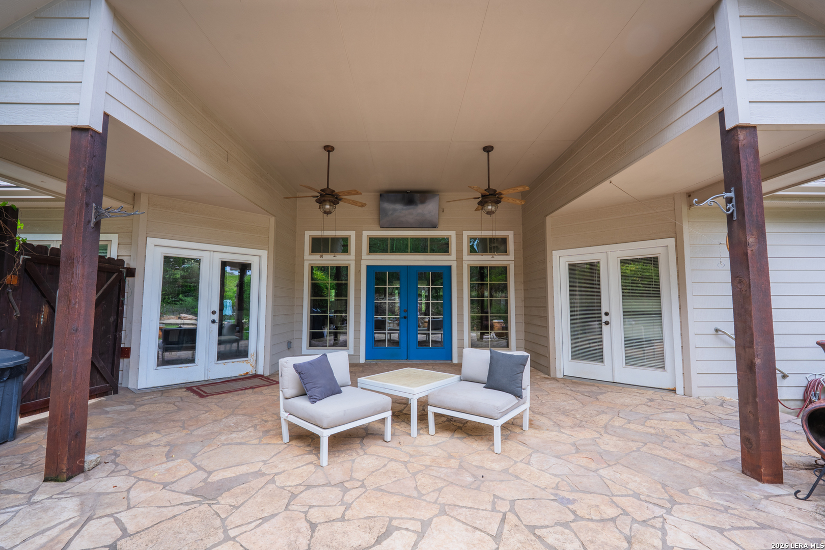 119 Private Road 1738 Mico TX 78056