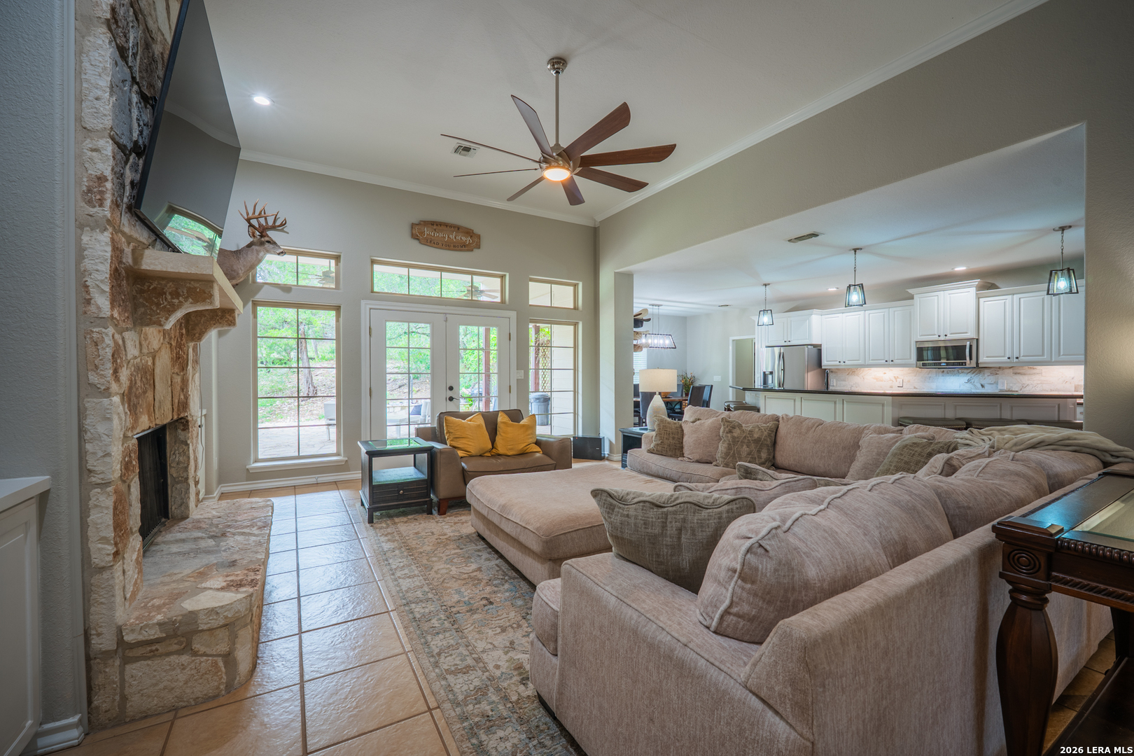 119 Private Road 1738 Mico TX 78056