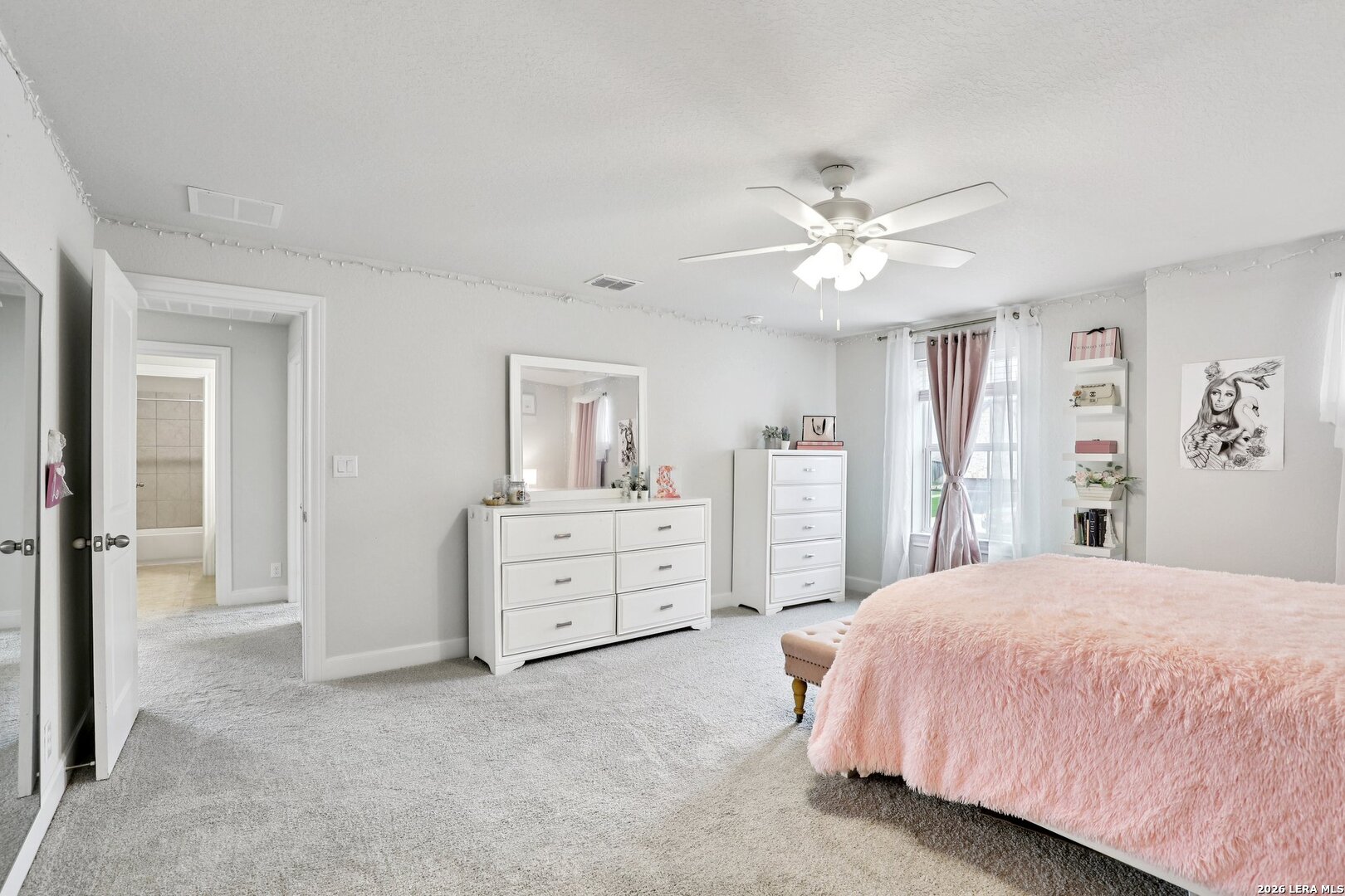 25330 Donahue San Antonio TX 78255