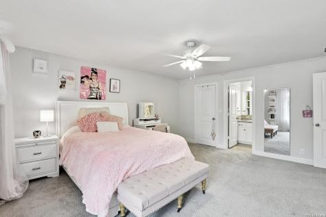 25330 Donahue San Antonio TX 78255