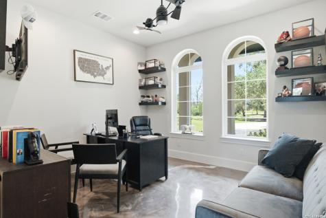 2928 Rustlers Trail San Antonio TX 78245