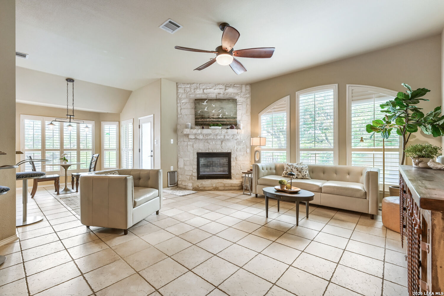 18647 Rogers Glen San Antonio TX 78258