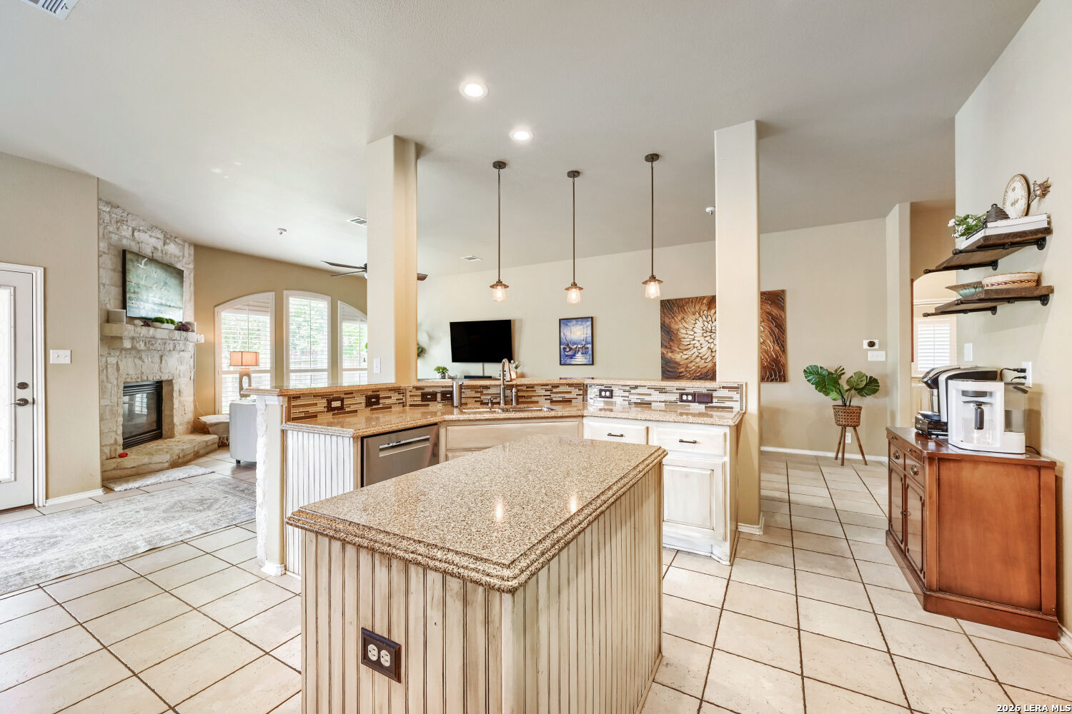 18647 Rogers Glen San Antonio TX 78258