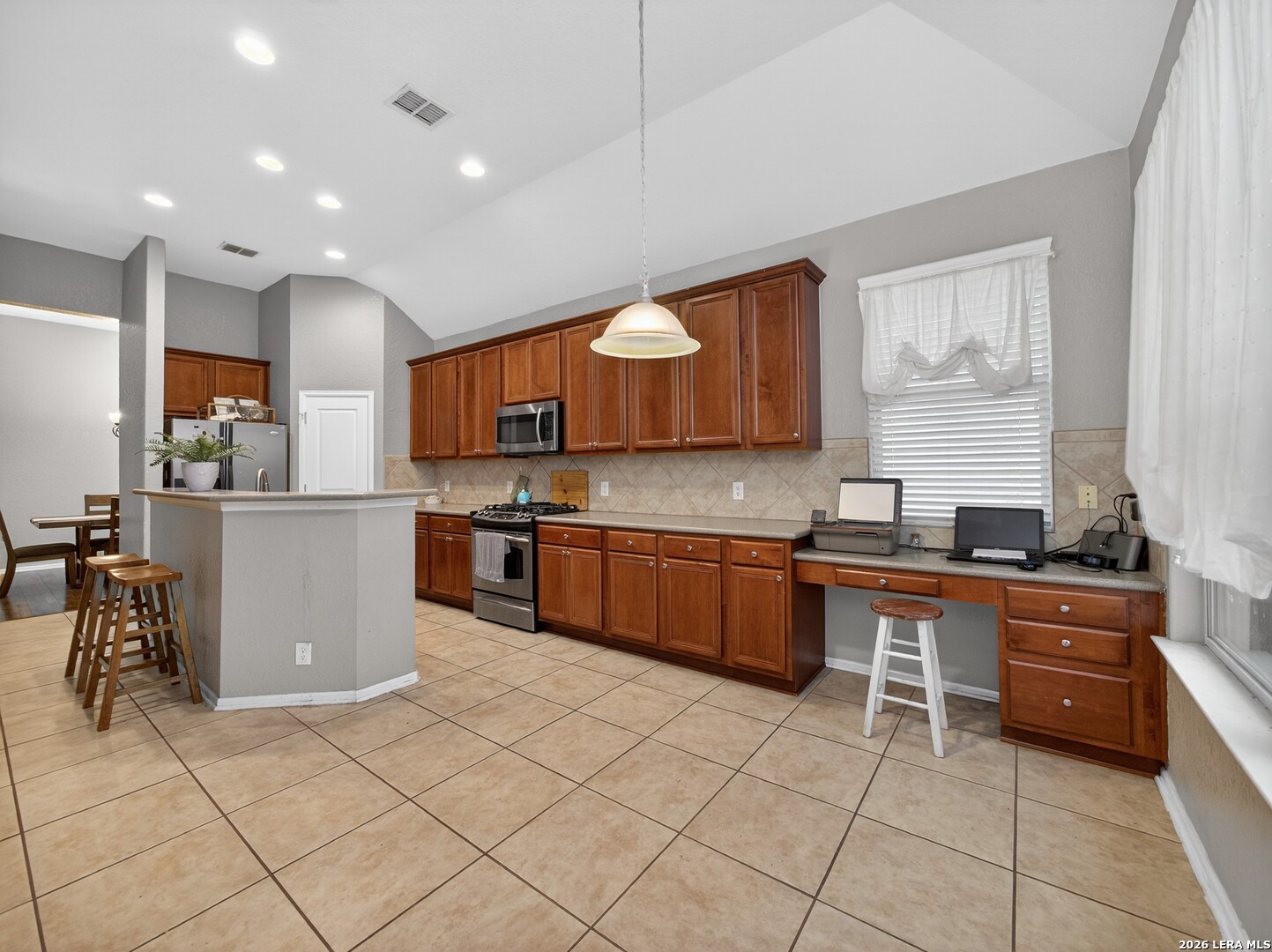 4307 James Bowie San Antonio TX 78253