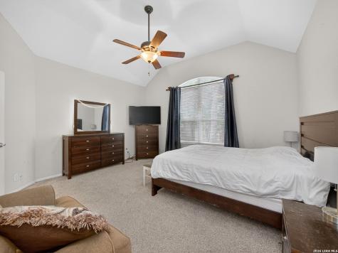 4307 James Bowie San Antonio TX 78253