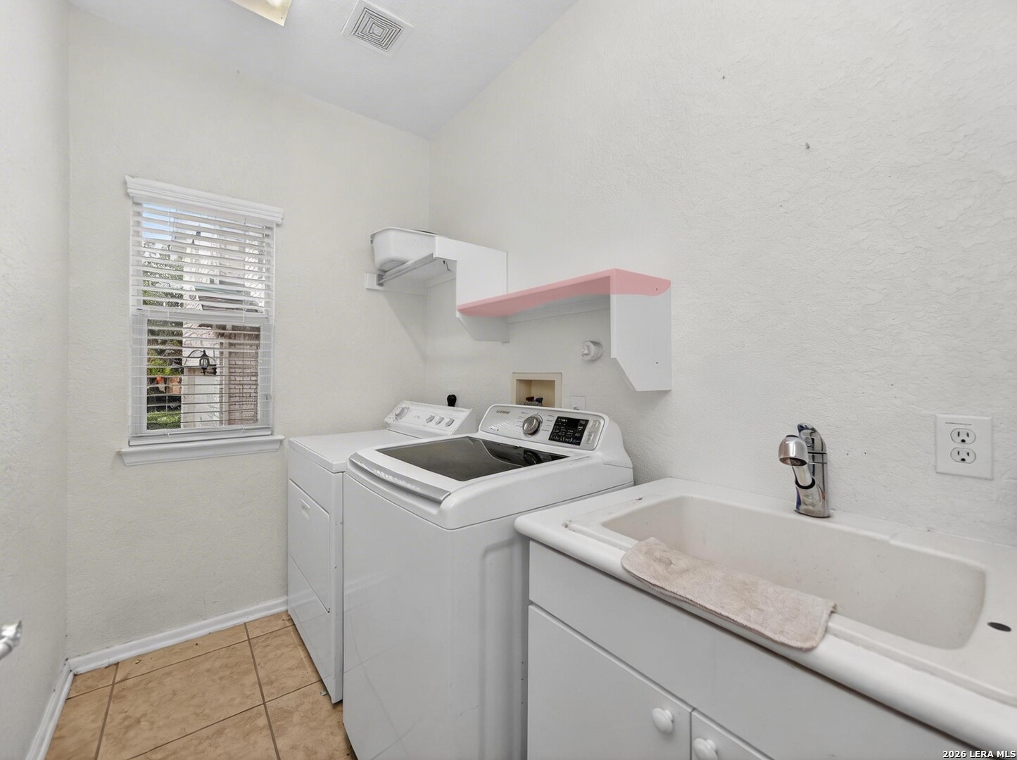 4307 James Bowie San Antonio TX 78253