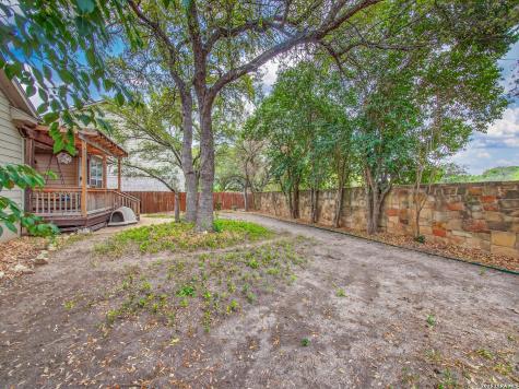 4307 James Bowie San Antonio TX 78253