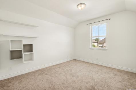214 Vizcaya Boerne TX 78006