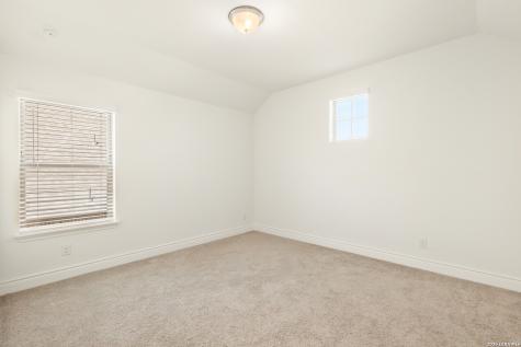 214 Vizcaya Boerne TX 78006