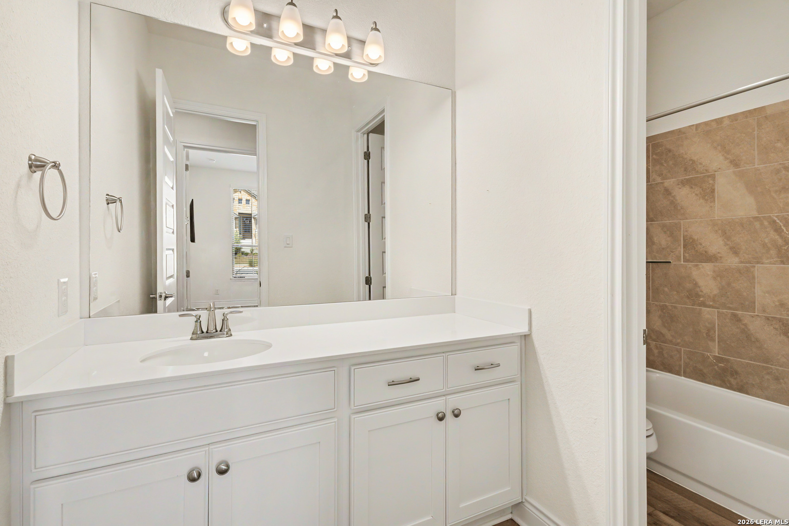 214 Vizcaya Boerne TX 78006