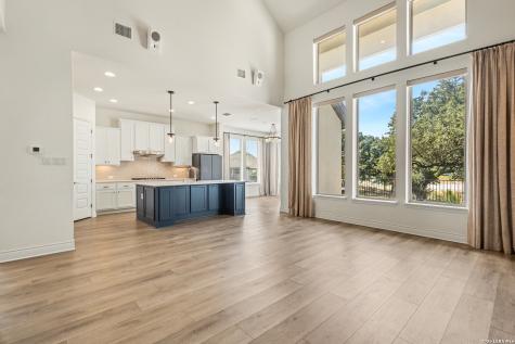 214 Vizcaya Boerne TX 78006