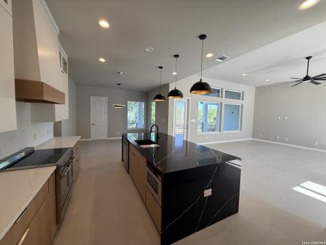 189 Mustang Lane Spring Branch TX 78070