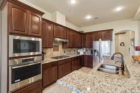 8811 Monarchy Row San Antonio TX 78255