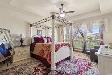 8811 Monarchy Row San Antonio TX 78255