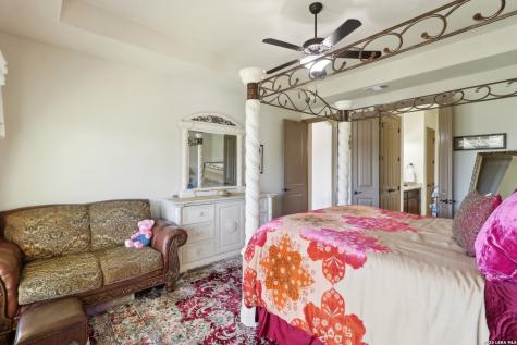 8811 Monarchy Row San Antonio TX 78255