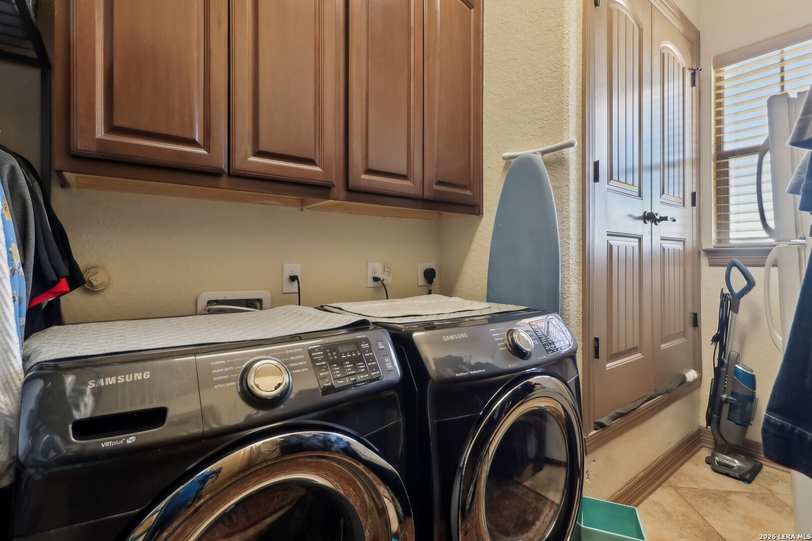 8811 Monarchy Row San Antonio TX 78255
