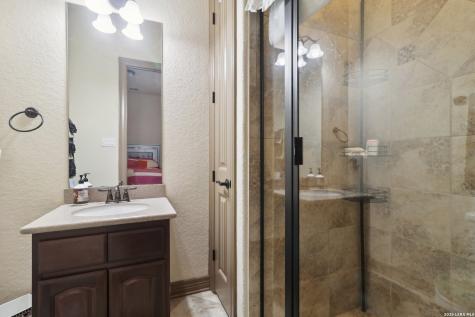 8811 Monarchy Row San Antonio TX 78255