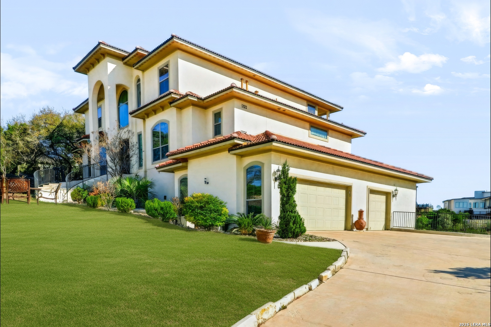 8811 Monarchy Row San Antonio TX 78255