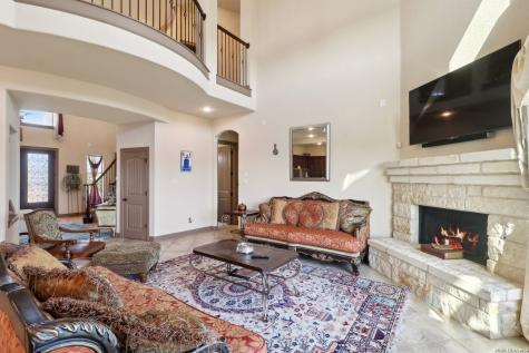 8811 Monarchy Row San Antonio TX 78255
