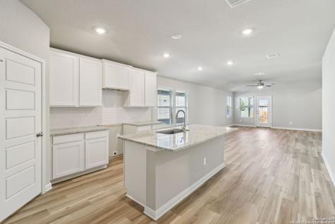 9619 Grand Via Boulevard Converse TX 78109