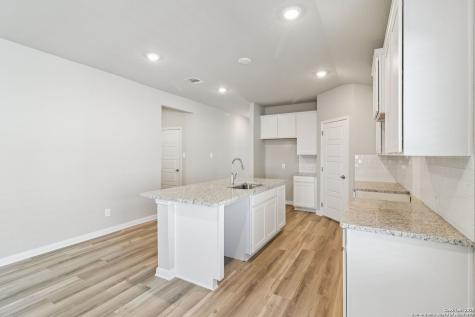 9619 Grand Via Boulevard Converse TX 78109