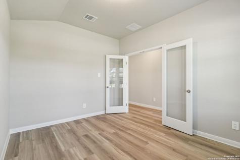 9619 Grand Via Boulevard Converse TX 78109