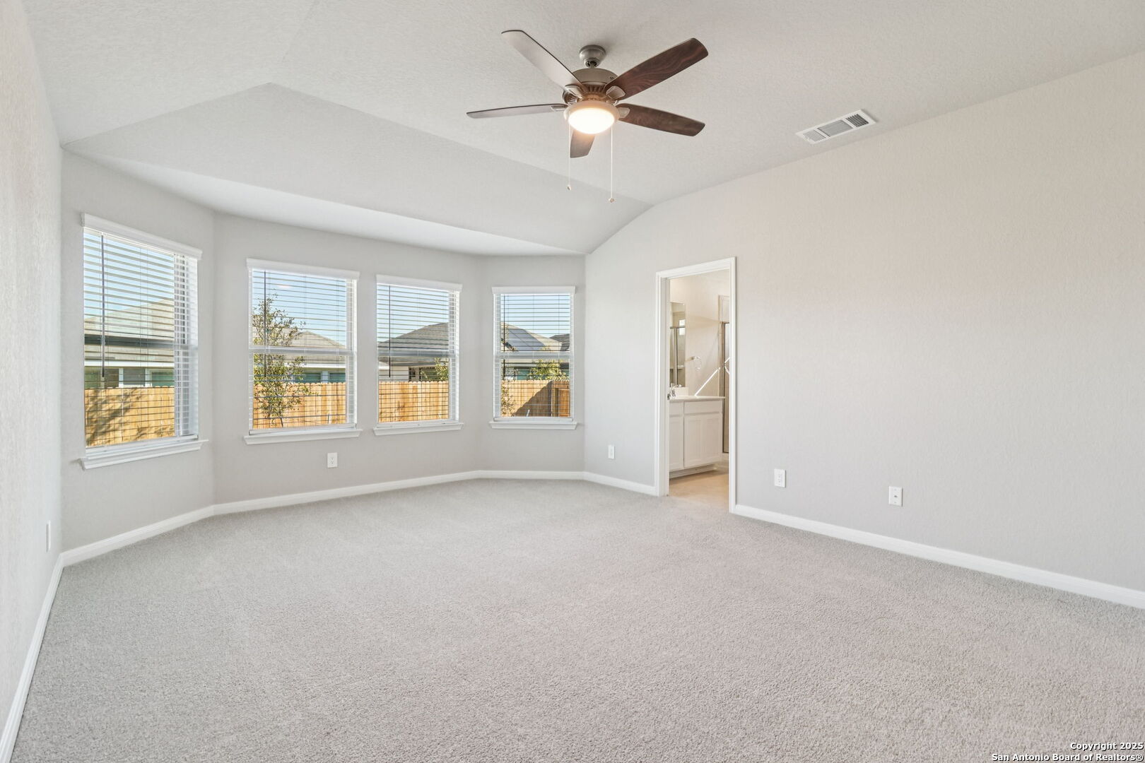 9619 Grand Via Boulevard Converse TX 78109