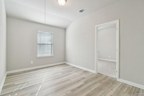 9619 Grand Via Boulevard Converse TX 78109