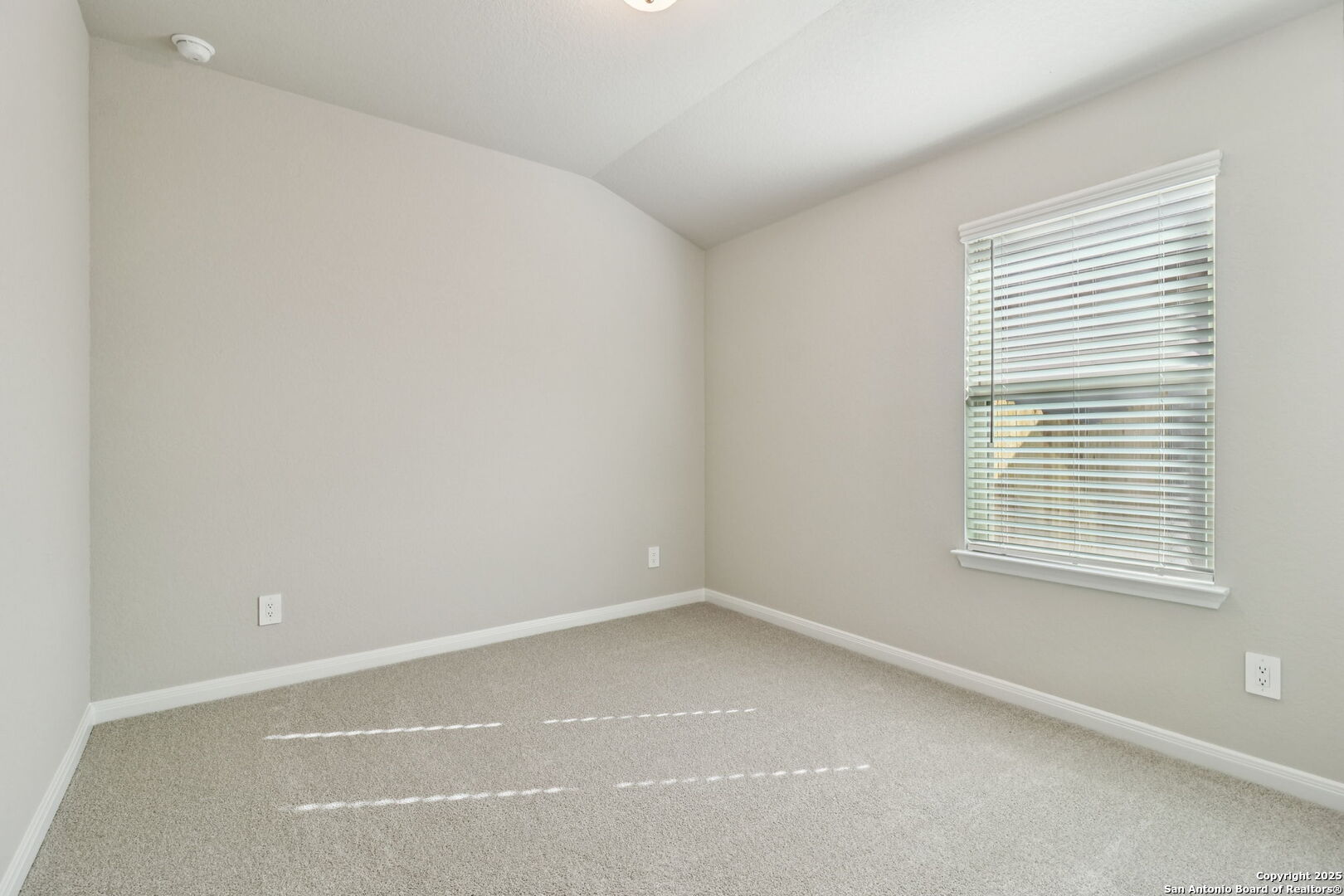 9619 Grand Via Boulevard Converse TX 78109