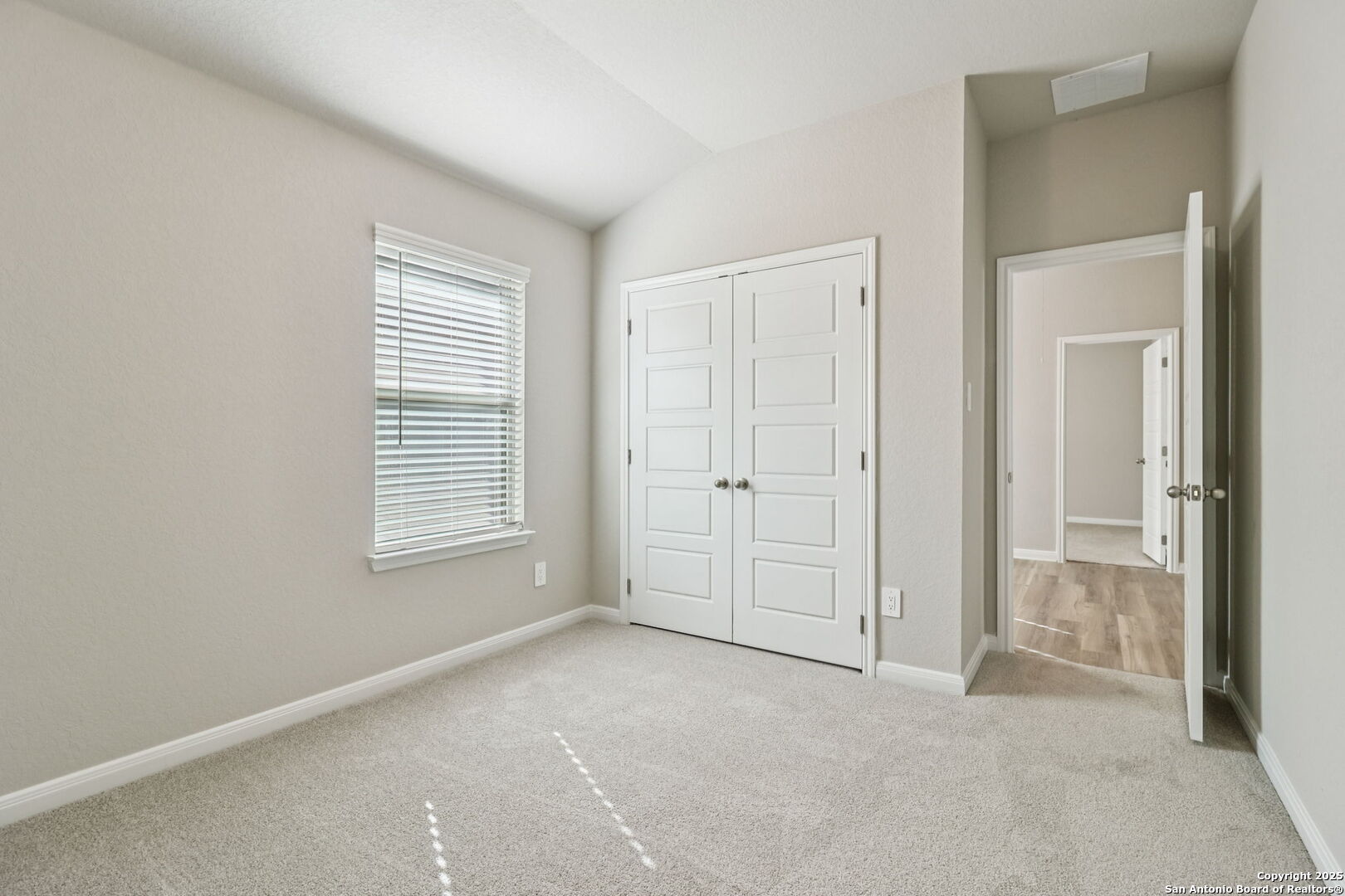 9619 Grand Via Boulevard Converse TX 78109