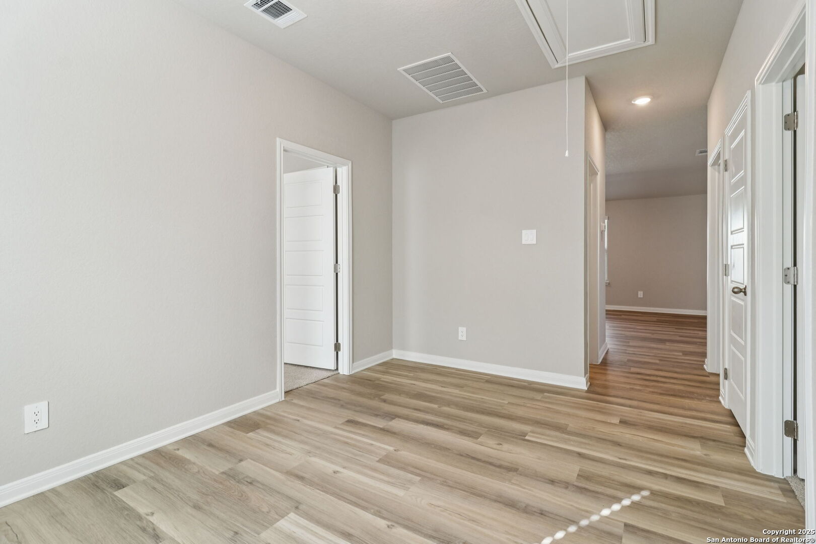 9619 Grand Via Boulevard Converse TX 78109