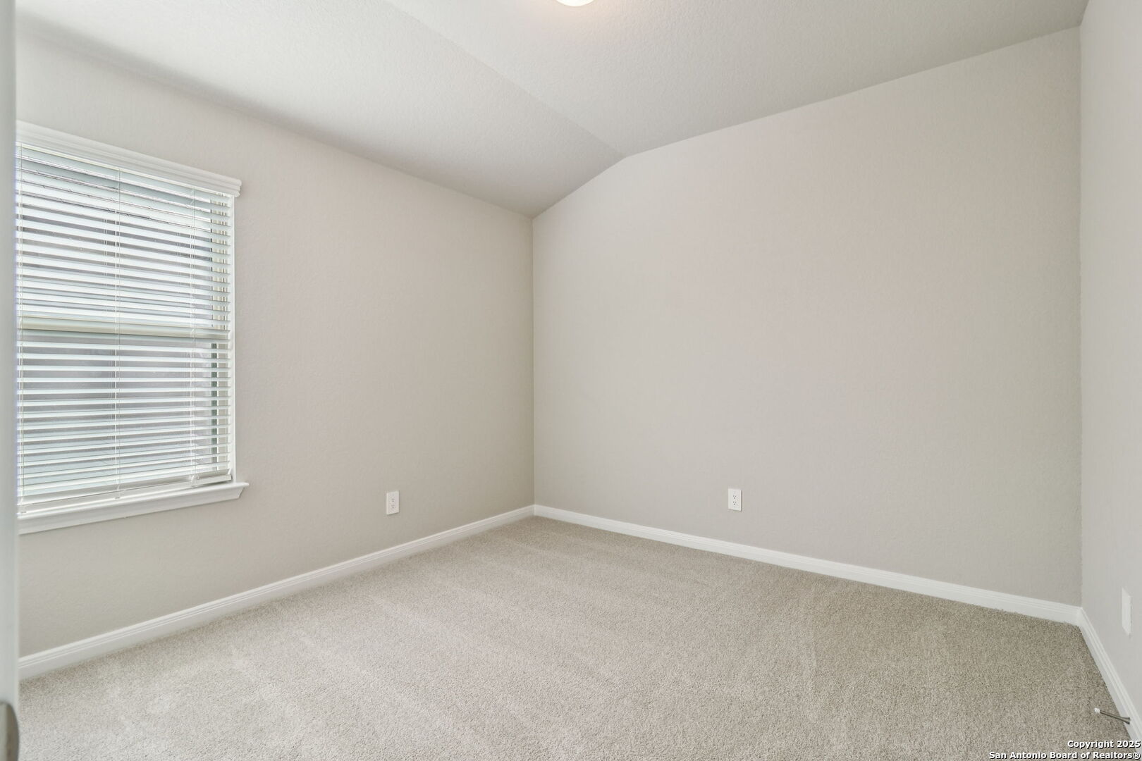 9619 Grand Via Boulevard Converse TX 78109