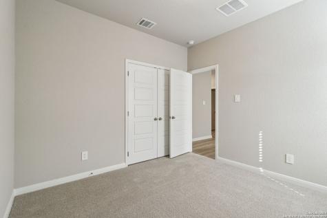 9619 Grand Via Boulevard Converse TX 78109