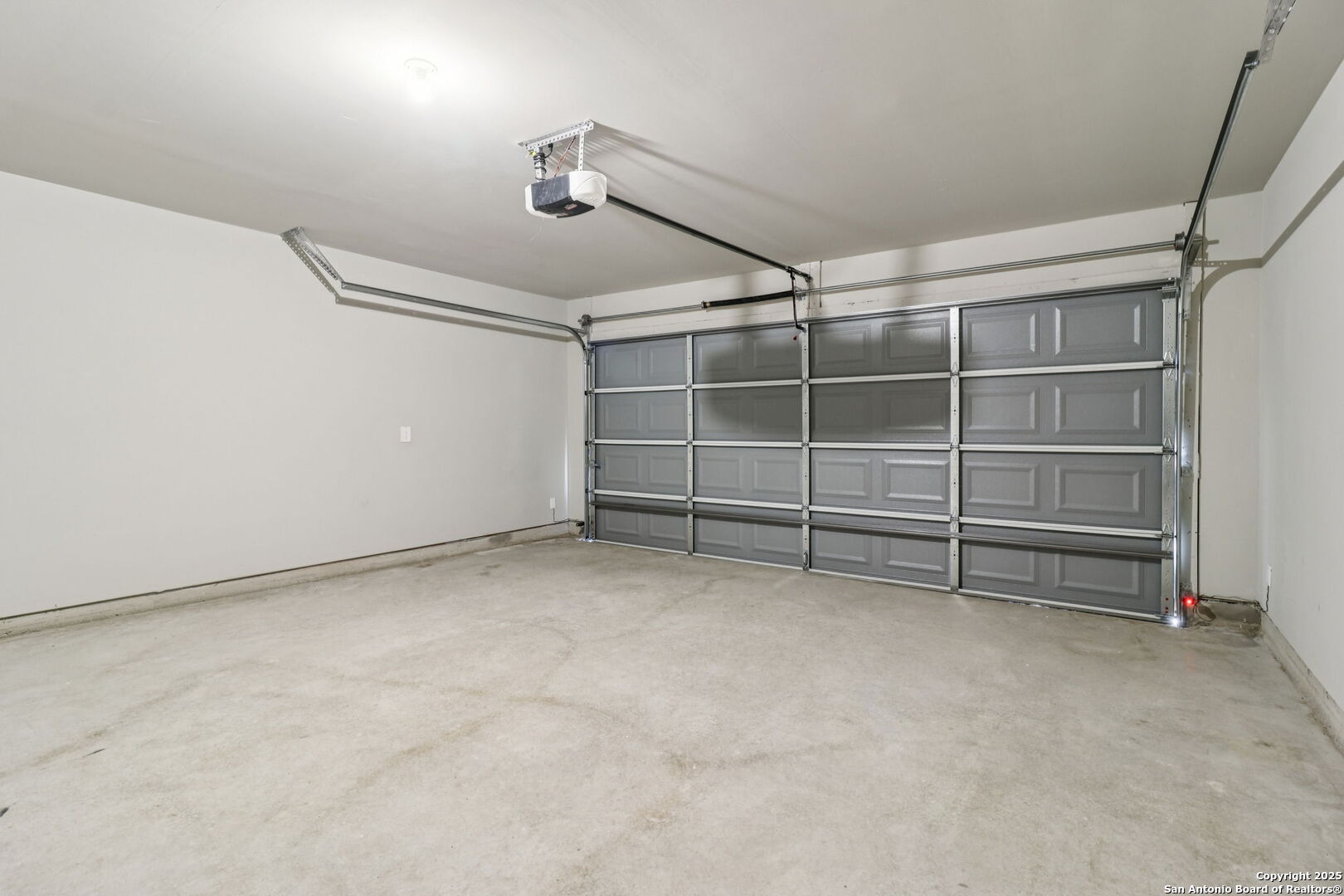 9619 Grand Via Boulevard Converse TX 78109