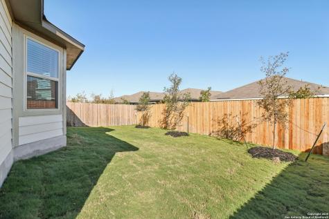 9619 Grand Via Boulevard Converse TX 78109