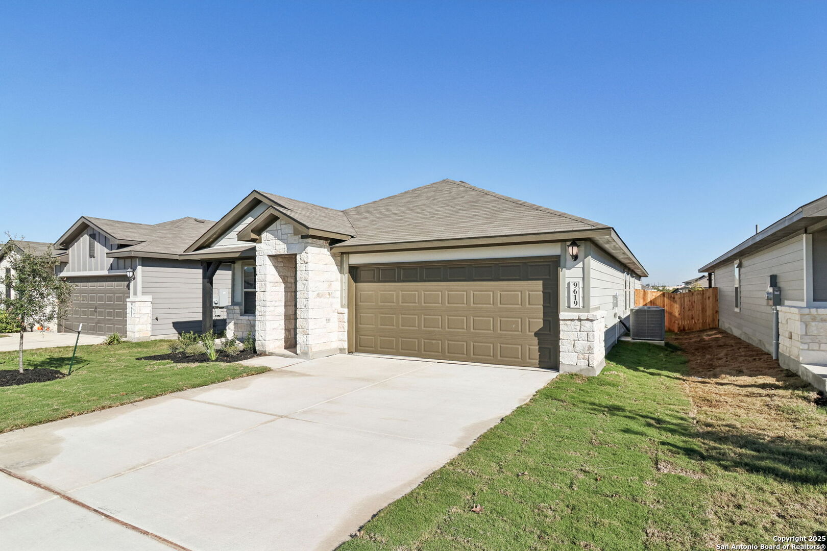 9619 Grand Via Boulevard Converse TX 78109