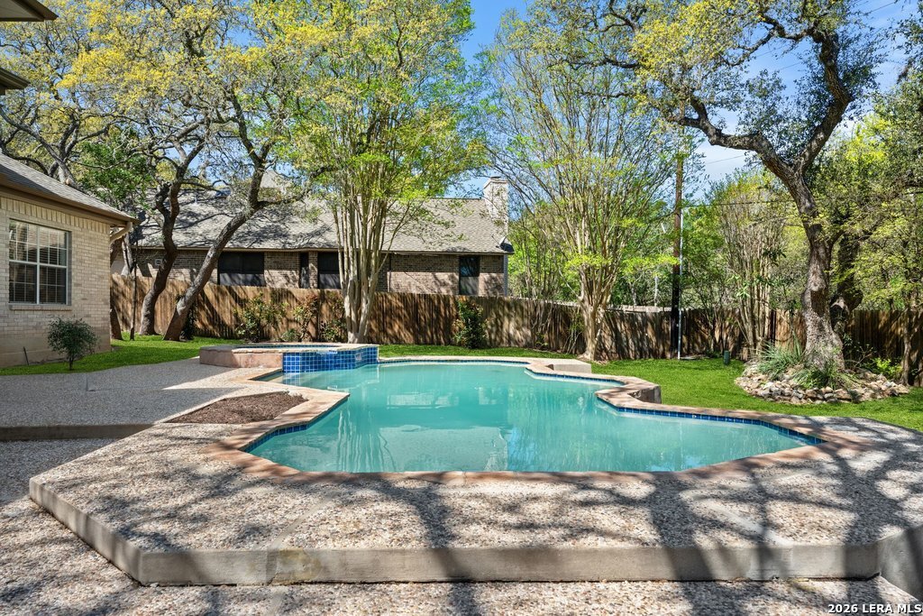 2255 Fawn Mist San Antonio TX 78248