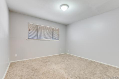 10602 Lands Run San Antonio TX 78230