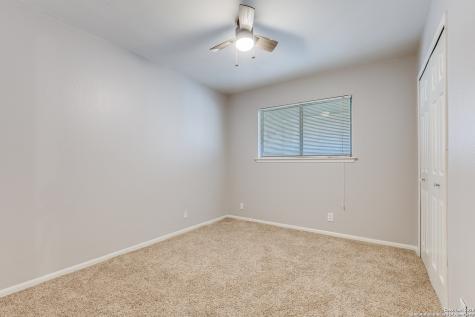 10602 Lands Run San Antonio TX 78230