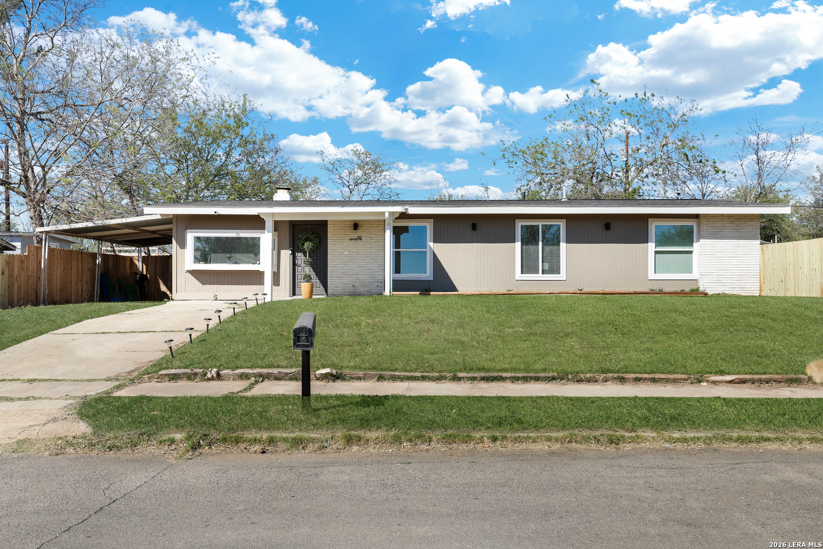 143 Oak Valley Drive San Antonio TX 78227
