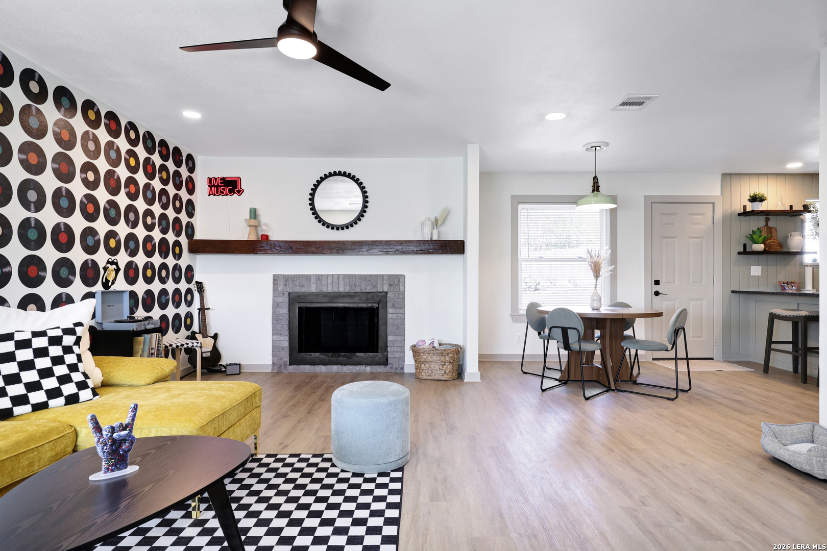 143 Oak Valley Drive San Antonio TX 78227