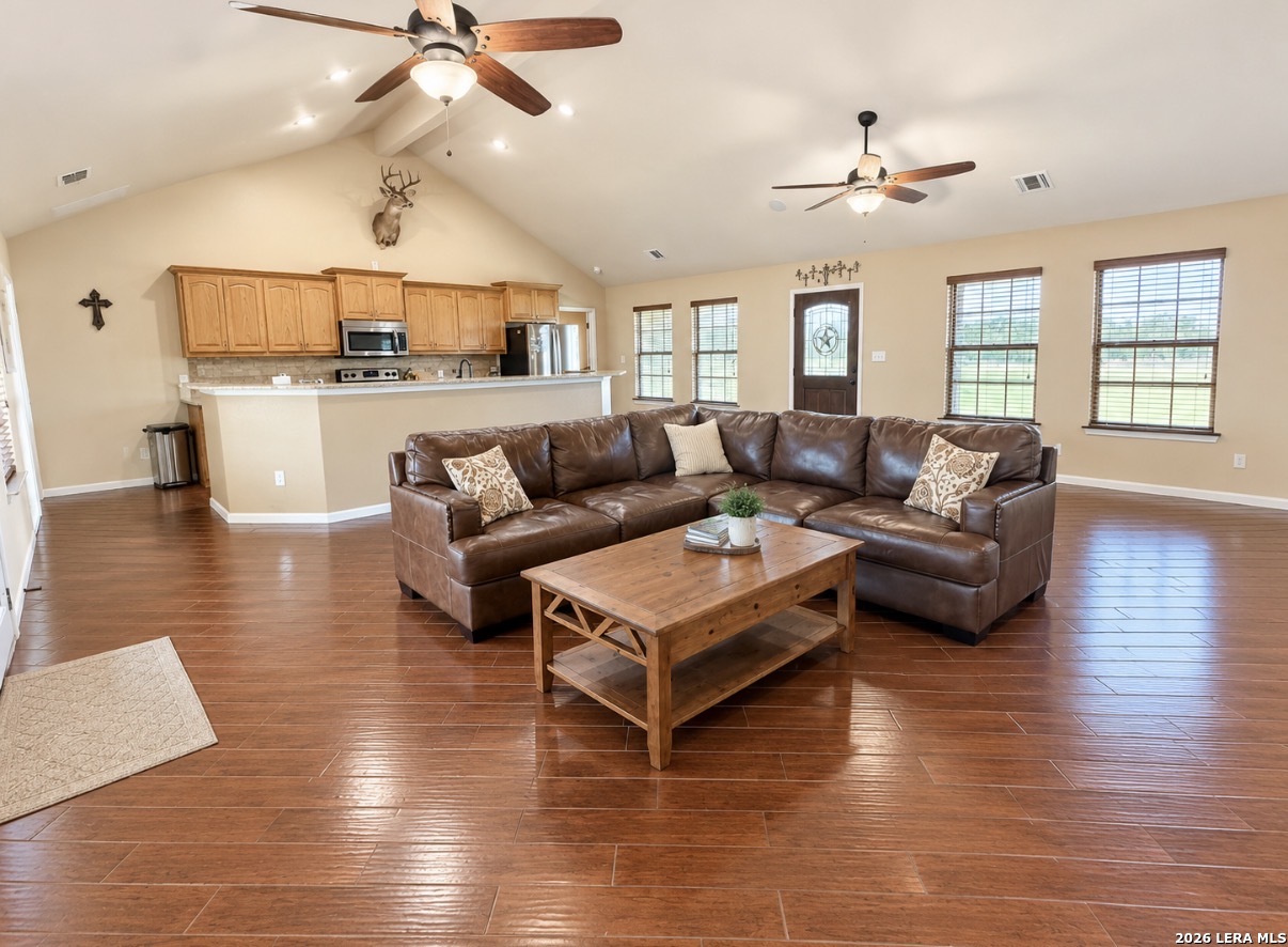 5476 W Us Highway 90 Uvalde TX 78801