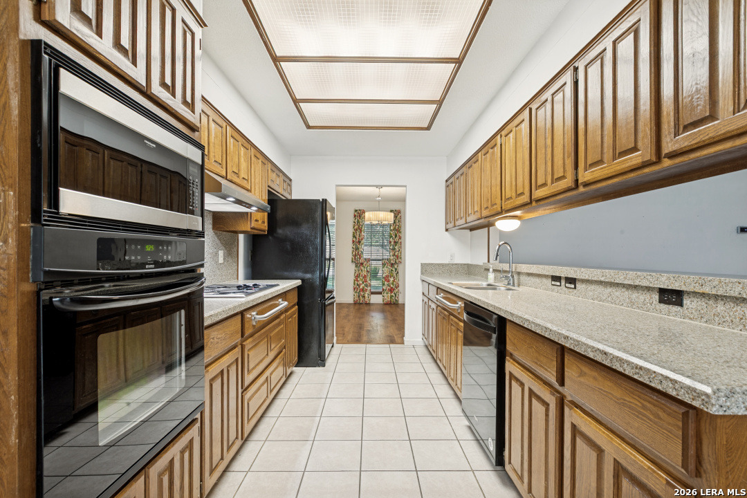 14714 Hidden Glen Woods San Antonio TX 78249