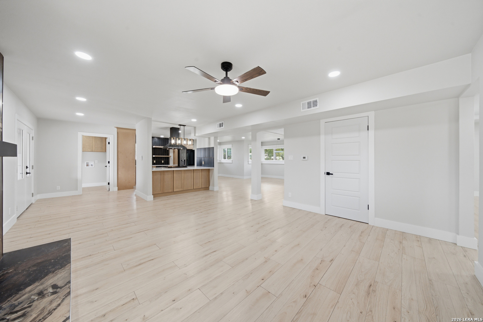 118 S Gardenview Castle Hills TX 78213